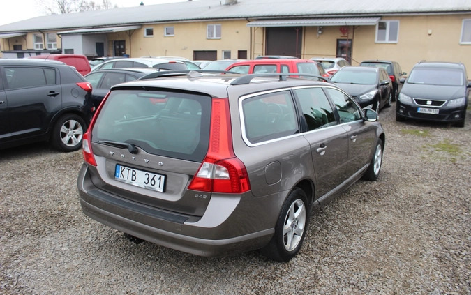 Volvo V70 cena 33900 przebieg: 244321, rok produkcji 2009 z Ślesin małe 497